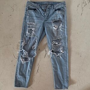 American Eagle Outfitters Light Blue Distressed Boyfriend Jeans